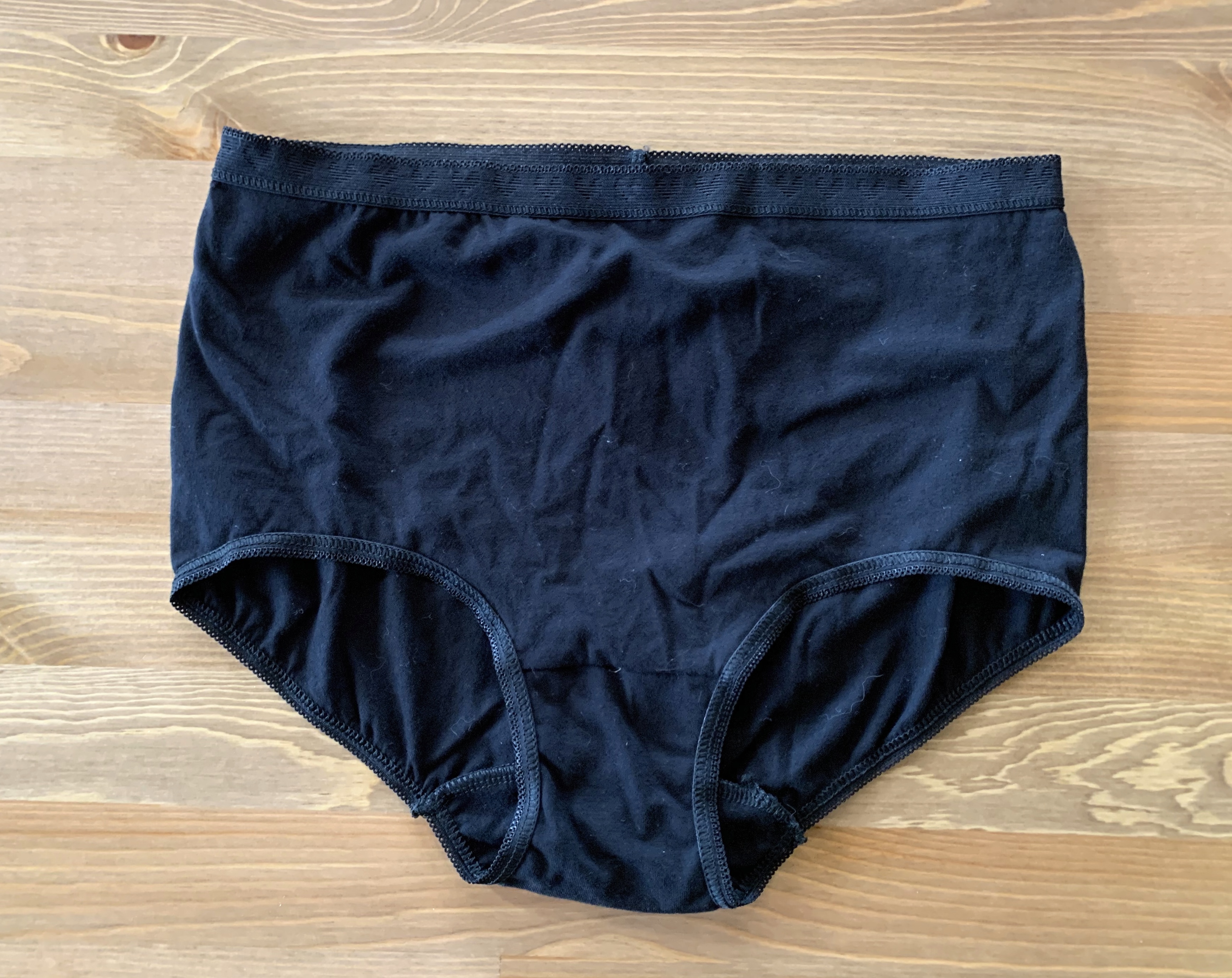 Bavlněné dámské kalhotky 42/M černé